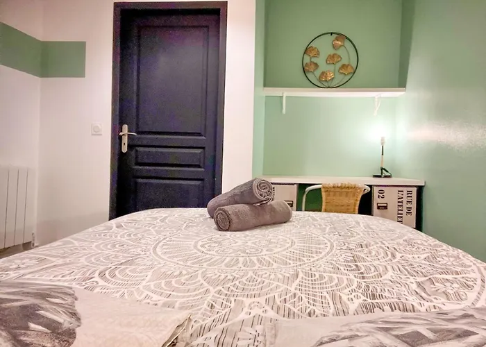 Le Montaigne - Wifi Fibre- Coeur Du Centre Ville-Property Rental Nm